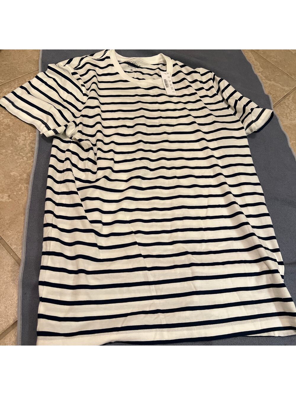 Jcrew mercantile broken in shirt medium